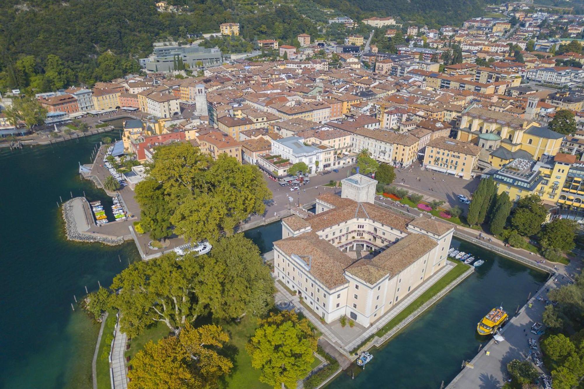 Residenza Rocca Del Lago 4 - Happy Rentals Ρίβα ντελ Γκάρντα Εξωτερικό φωτογραφία